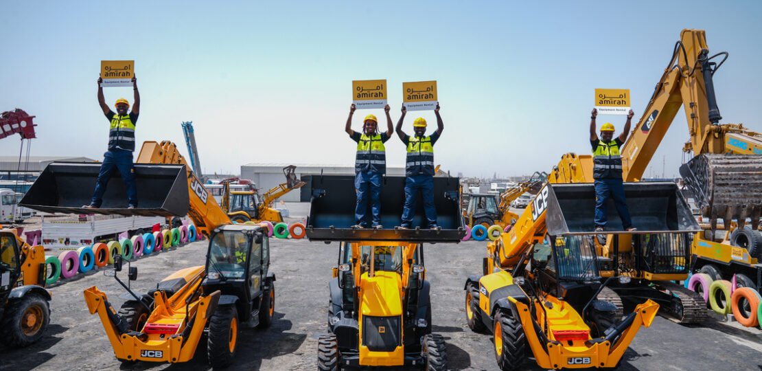 mini excavator rental dubai
